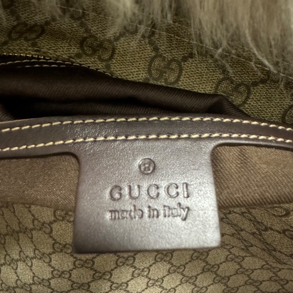 GG Supreme Canvas Flat Messenger Crossbody Bag - Picture 7 of 7